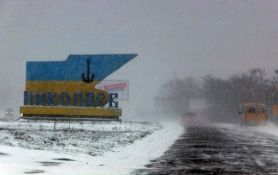 Свежие новости: ВИДЕО: Как в Николаеве чистят городские дороги