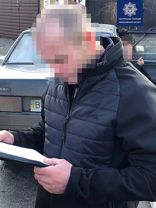Свежие новости: В Николаеве мужчина предлагал патрульным ₴7 тысяч взятки