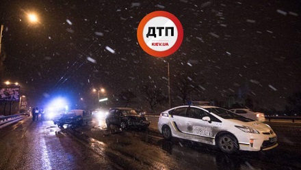 Свежие новости: В Киеве произошло лобовое ДТП при участии пьяного водителя