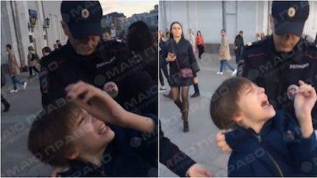 Свежие новости: ВИДЕО: В Москве задержали ребенка за чтение стихов