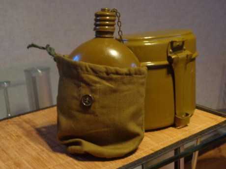 Свежие новости: Украинская армия отказывается от металлических фляг