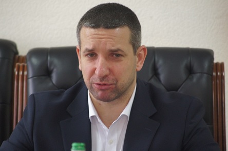 Свежие новости: Губернатор Николаевщины Стадник собрал закрытую пресс-конференцию для газет, выгнав оттуда другие СМИ