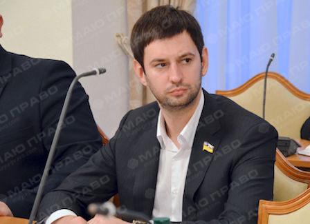 Свежие новости: «Сегодня работа нормальная»: нардеп Макарьян вспомнил, как «депутаты хотели снять» Москаленко