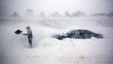 Свежие новости: Через негоду в Україні у п’яти областях обмежено рух транспорту