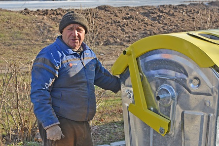 Свежие новости: 37 тонн пластика и макулатуры: во всех школах Николаева установили контейнеры для раздельного сбора мусора