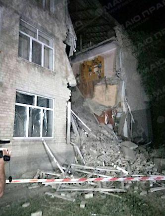 Свежие новости: Возле обрушившейся школы в Новом Буге временно ограничат движение