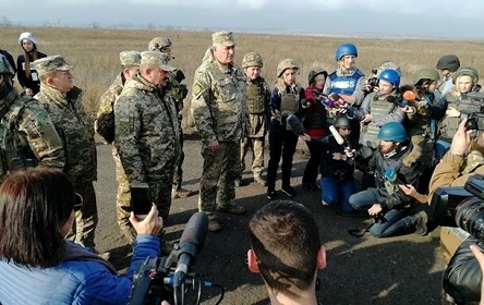 Свежие новости: Разведение сил в Петровском сорвано - штаб ООС