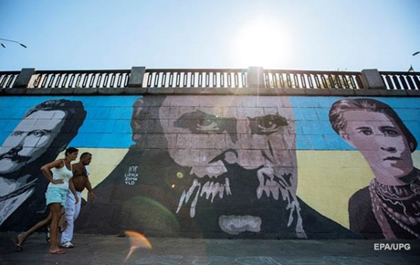 Свежие новости: В Украине отмечают день рождения Тараса Шевченко