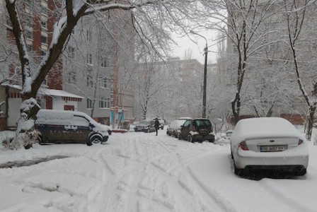 Свежие новости: В Николаеве начался снегопад: затруднено движение на трассах