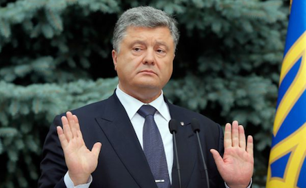 Фото новости: Порошенко, назвавший CoviShield «г*вном», призвал вакцинироваться от коронавируса Свежие новости: Порошенко, назвавший CoviShield «г*вном», призвал вакцинироваться от коронавируса