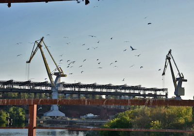 Свежие новости: Гройсман поручил погасить долги по зарплате на судостроительных предприятиях концерна «Укроборонпром»