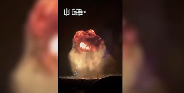 Фото новости: ГУР атакувало склад у рф та знищило 5 тисяч тонн боєприпасів Свежие новости: ГУР атакувало склад у рф та знищило 5 тисяч тонн боєприпасів