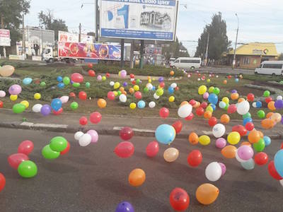 Свежие новости: Пушкинское кольцо в Николаеве засыпало воздушными шариками