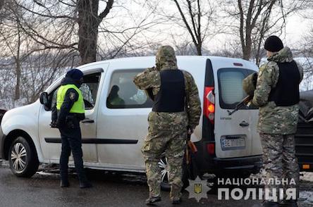 Свежие новости: Николаевские полицейские продолжают в усиленном режиме обеспечивать безопасность граждан