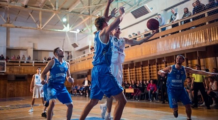 Свежие новости: МБК «Николаев» в 1/8 финала Кубка Украины обыграл МБК «Николаев-2»