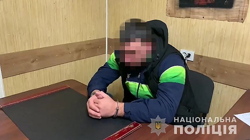 Фото новости: В Одессе пьяная компания ограбила полицейского и его брата Свежие новости: В Одессе пьяная компания ограбила полицейского и его брата