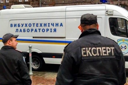 Свежие новости: У Львові перевіряють повідомлення про замінування трьох вишів