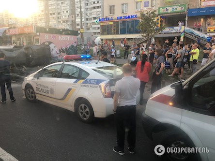 Свежие новости: В Киеве произошло серьезное ДТП: опубликованы фото с места аварии