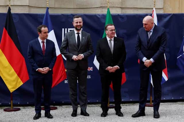 Свежие новости: Міністри оборони п'ятьох країн ЄС зустрілися в Парижі для обговорення України