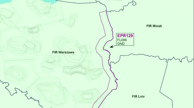 Фото новости: Польща обмежила авіарух біля кордонів з Україною і Білоруссю Свежие новости: Польща обмежила авіарух біля кордонів з Україною і Білоруссю