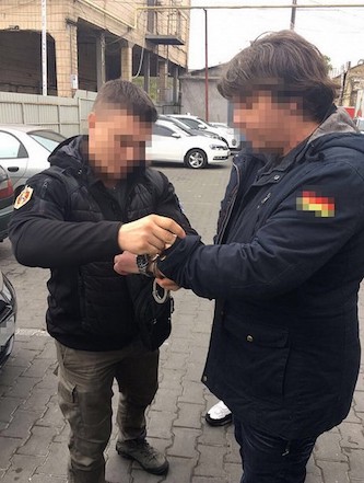 Свежие новости: Одессит торговал оружием в интернете, среди покупателей - жители Николаевщины