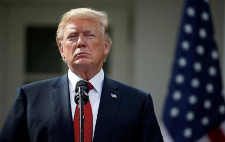 Фото новости: Трамп просит Сенат развязать ему руки для военного противостояния с Ираном Свежие новости: Трамп просит Сенат развязать ему руки для военного противостояния с Ираном