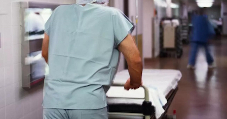 Свежие новости: Отцу запретили стать донором смертельно больного сына из-за нарушения условий досрочного освобождения