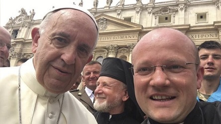 Свежие новости: Украинец стал самым молодым католическим епископом в мире