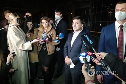 Фото новости: Украина получит у МВФ 8 миллиардов долларов в обмен на законы о рынке земли и «Приватбанке», - Зеленский Свежие новости: Украина получит у МВФ 8 миллиардов долларов в обмен на законы о рынке земли и «Приватбанке», - Зеленский