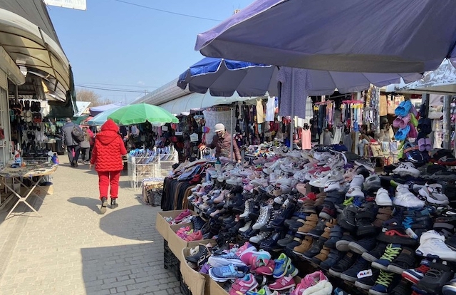 Свежие новости: «Красная» зона в Николаеве: рынок продолжает работу