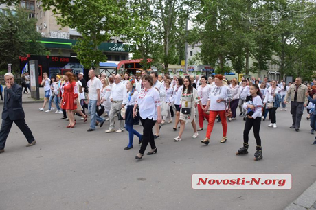 Свежие новости: В Николаеве прошел «Парад вышиванок»