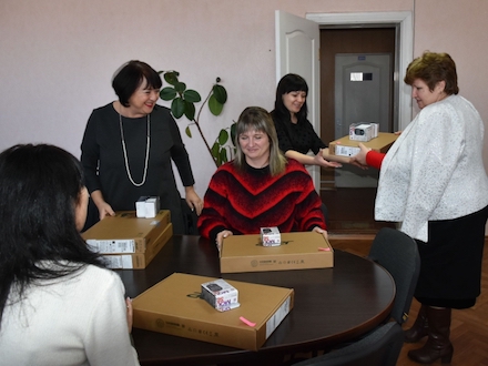 Свежие новости: Освітяни Снігурівщини отримали 8 додаткових ноутбуків