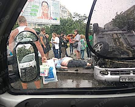 Свежие новости: ФОТО: Из-за неработающего светофора в Одессе произошла жуткая авария