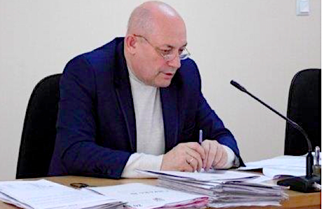 Свежие новости: Відновлений судом мер Южноукраїнська звернувся до депутатів