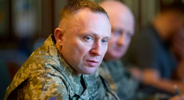 Свежие новости: Посада головнокомандувача ЗСУ є мішенню для інформаційних атак – Драпатий