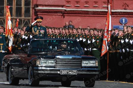 Свежие новости: Чтобы все боялись: Парад ко Дню победы в Москве (прямая трансляция)