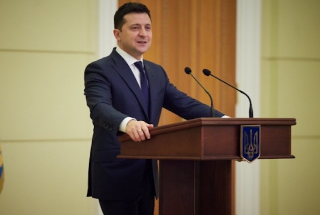 Свежие новости: Зеленский проводит брифинг для иностранных СМИ