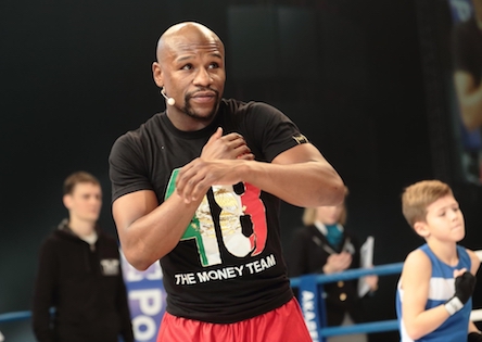 Свежие новости: 31 декабря Мейвезер проведет бой по правилам ММА