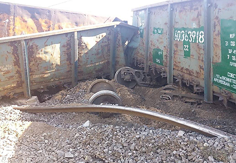 Свежие новости: В Днепре из-за кражи болтов и креплений железной дороги сошел с рельс грузовой поезд