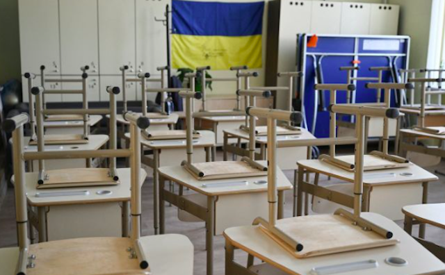 Свежие новости: Підлітка могли шантажувати: стрілянину в школі на Закарпатті розслідують як теракт