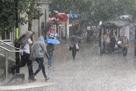 Свежие новости: В Украине пройдут дожди и грозы