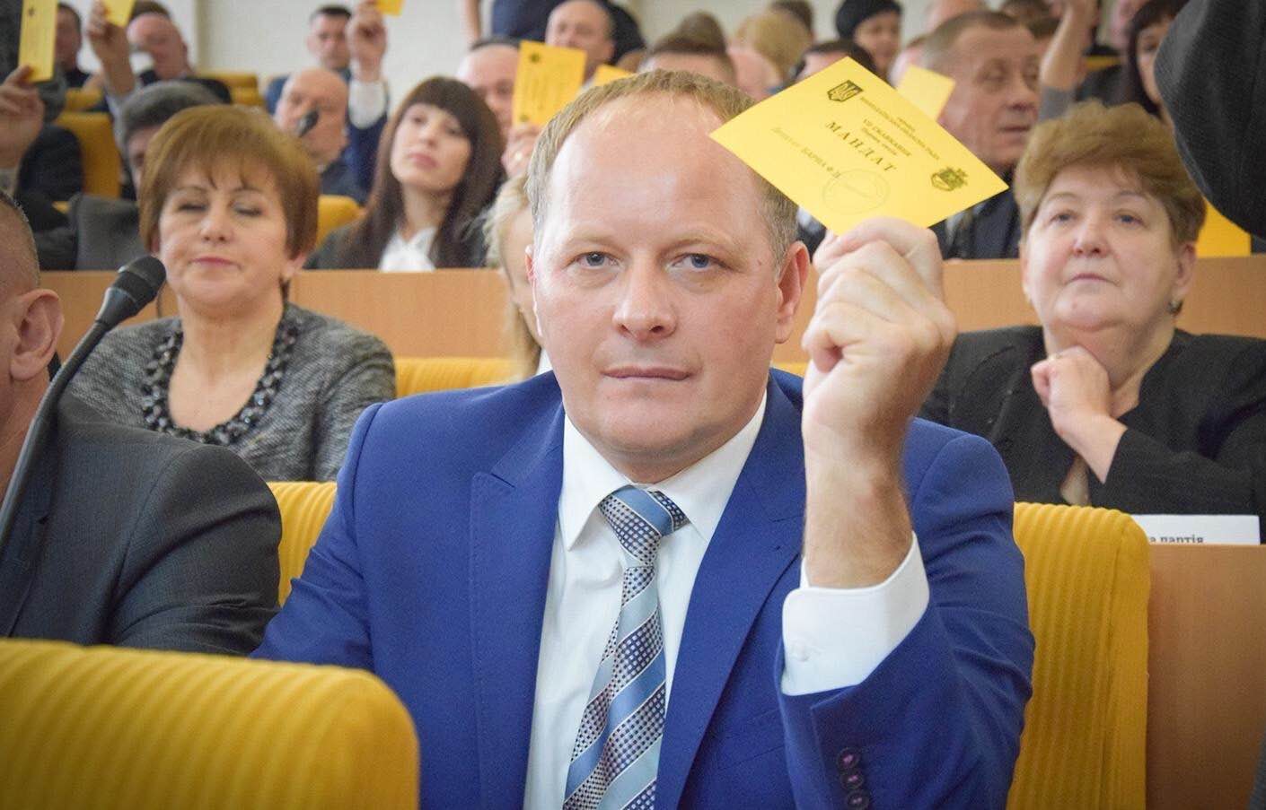 Фото новости: Кто не голосовал за исключение Барны из фракции БПП в облсовете Свежие новости: Кто не голосовал за исключение Барны из фракции БПП в облсовете