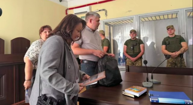 Свежие новости: Донька Фаріон вимагає від підозрюваного 15 мільйонів грн моральної компенсації