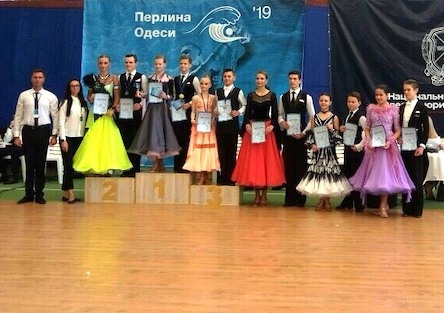 Свежие новости: Танцювальні пари народного ансамблю бально-спортивного танцю «Фантазія» ПК «Корабельний» взяли призові місця на всеукраїнських змаганнях