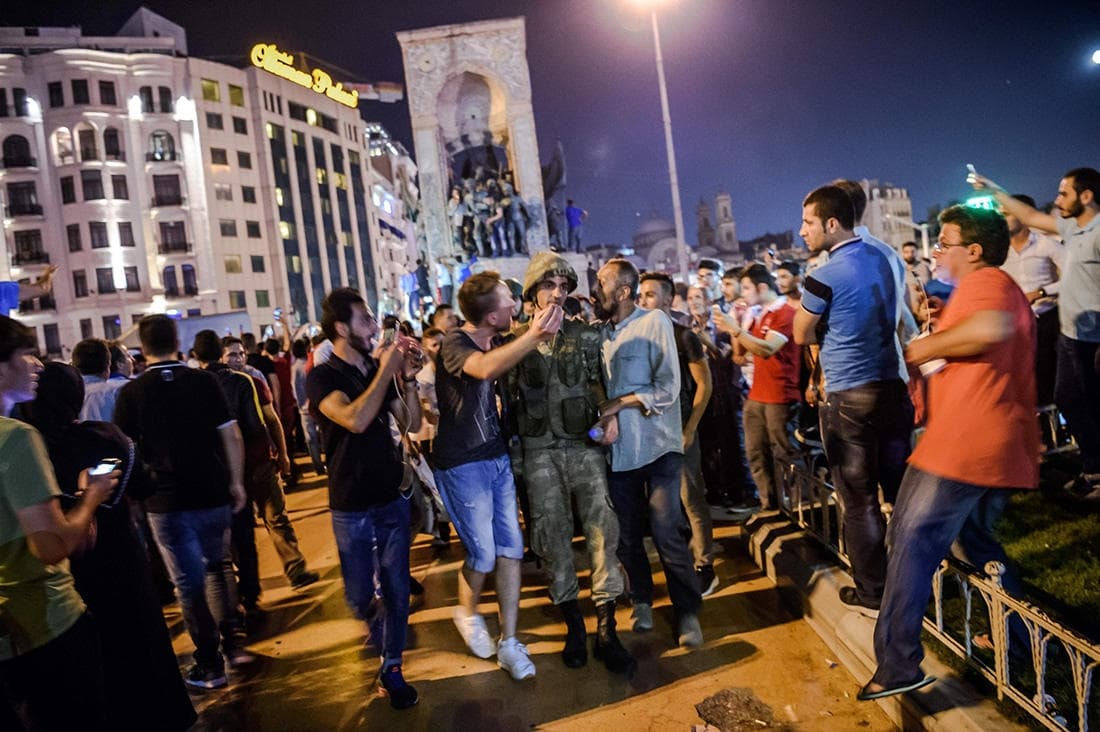 Свежие новости: Турецкие власти признали главарем путчистов