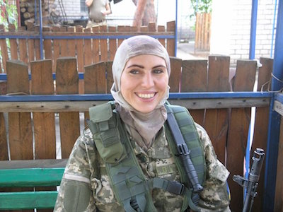 Свежие новости: ВИДЕО: Под Киевом расстреляли Амину Окуеву (Онлайн)