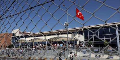 Свежие новости: В Турции из-за коронавируса хотят освободить 90 тысяч заключенных