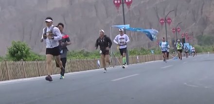 Свежие новости: В Китае ультрамарафон обернулся трагедией: 21 спортсмен замерз насмерть