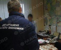 Свежие новости: Работника «Николаевоблэнерго» поймали на взятке