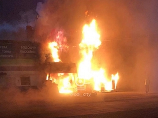 Свежие новости: У Первомайську горів ринок: постраждали 16 павільйонів